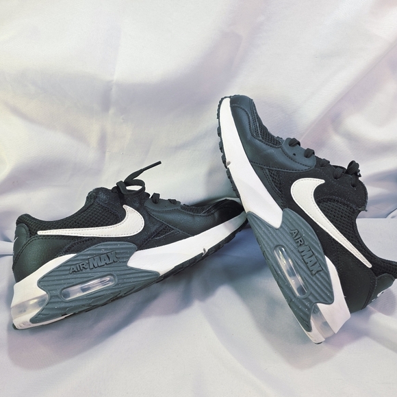 Nike Air Max Excee Black White Dark Grey CD5432 003 Womens Size 6.5 - Picture 8 of 9